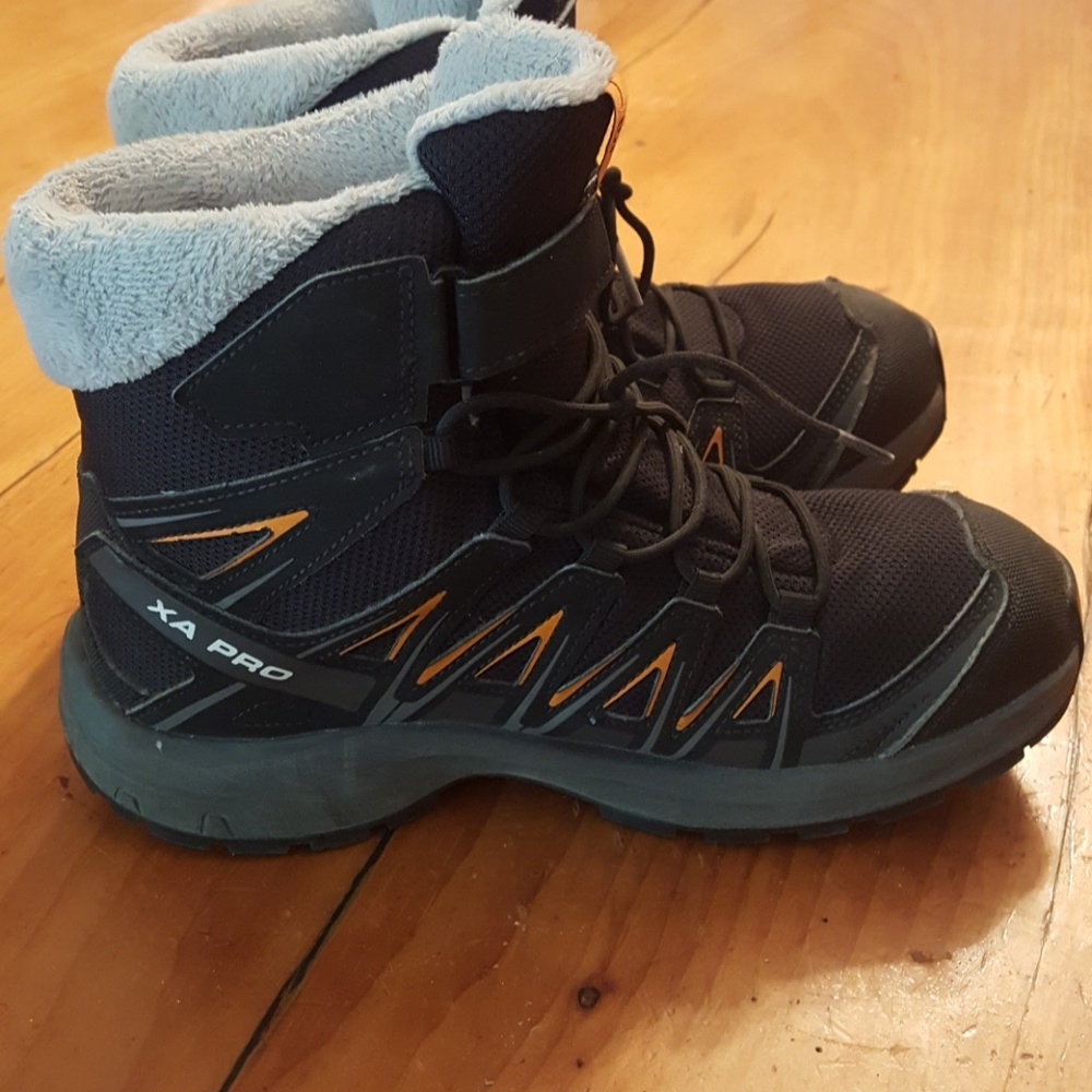 Salomon youth waterproof boots